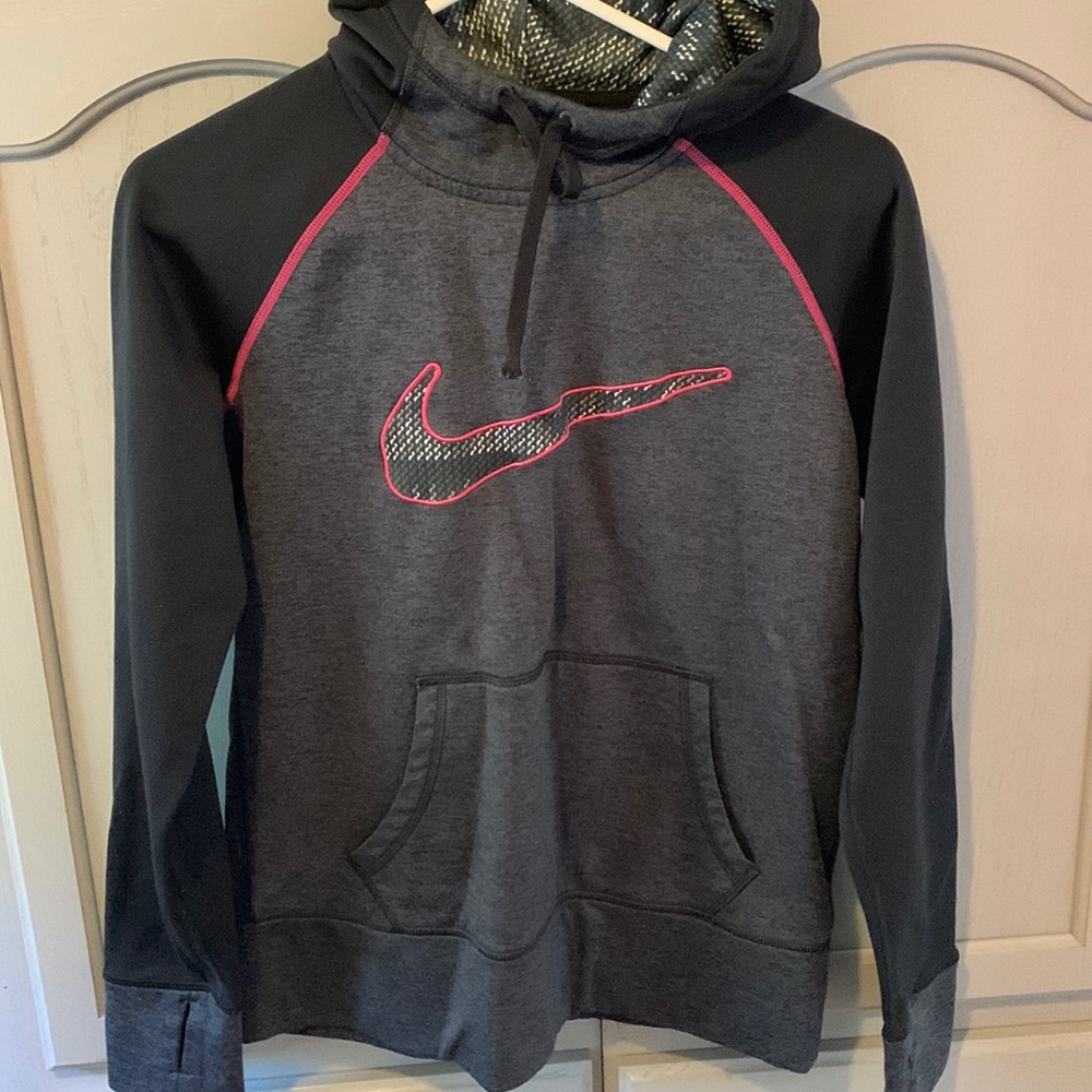 Nike sweatshirt
